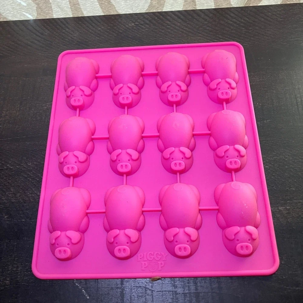 Piggy Pop Silicone Baking Pan BPA Free Makes 12 Pigs In A Blanket New Fun